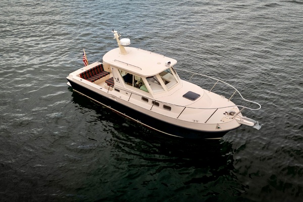 Green Light 28ft Albin Yacht For Sale