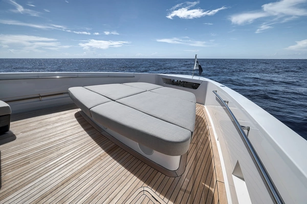 Sanlorenzo SP92 Yacht For Sale