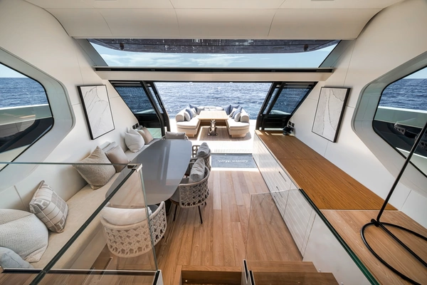 Sanlorenzo SP92 Yacht For Sale