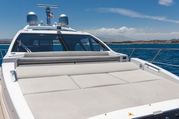 60ft Azimut Yacht For Sale