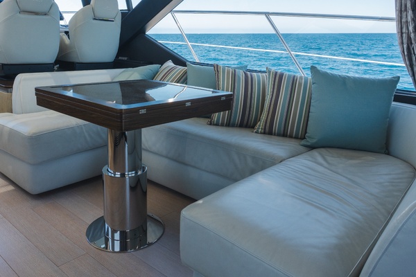 60ft Azimut Yacht For Sale