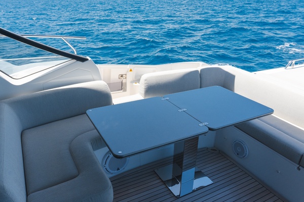 60ft Azimut Yacht For Sale