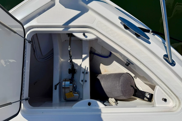 Tiara Yachts C39 Coupe Yacht For Sale