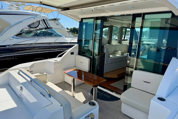 Tiara Yachts C39 Coupe Yacht For Sale
