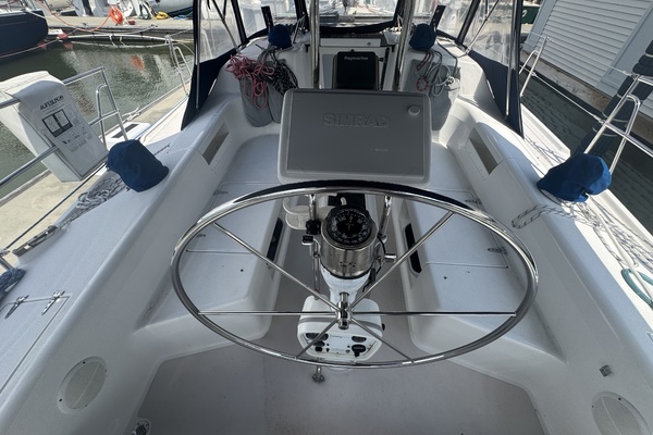 Lucky Dogs 38ft Catalina Yacht For Sale
