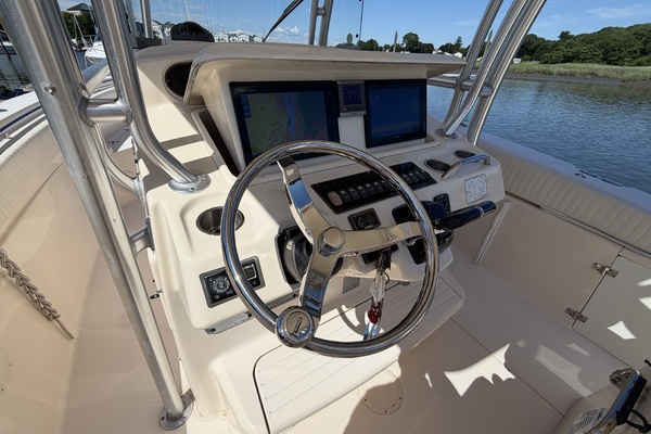 30ft Grady White Yacht For Sale