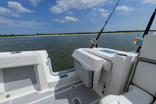 37ft Pursuit Yacht For Sale
