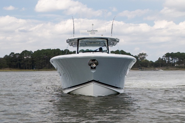 37ft Pursuit Yacht For Sale