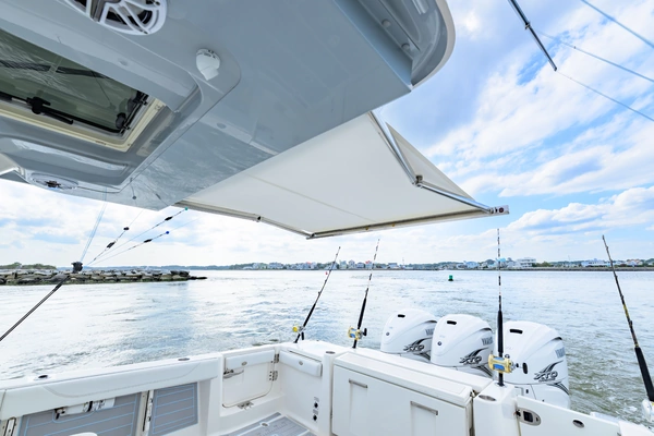 Pursuit S 378 Sport Yacht For Sale