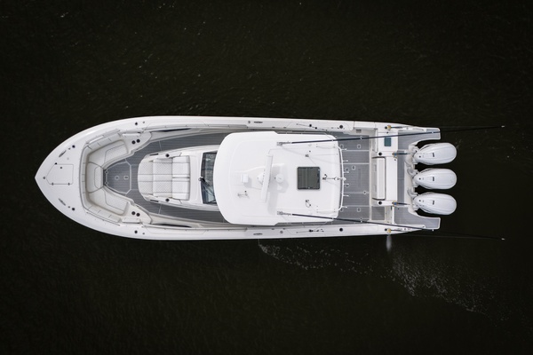 37ft Pursuit Yacht For Sale