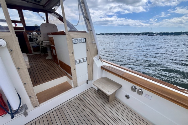 Halcyon 38ft Little Harbor Yacht For Sale