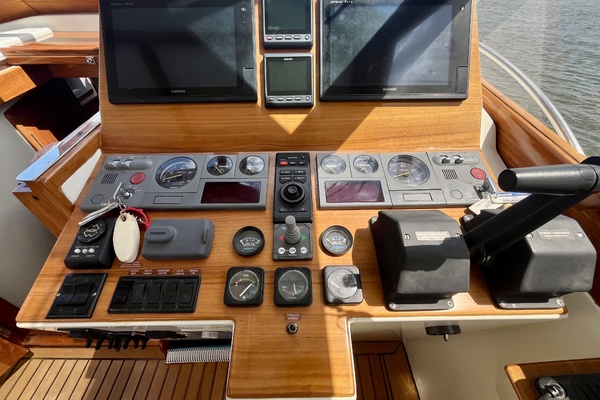 Halcyon 38ft Little Harbor Yacht For Sale