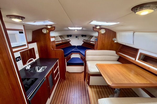 Halcyon 38ft Little Harbor Yacht For Sale