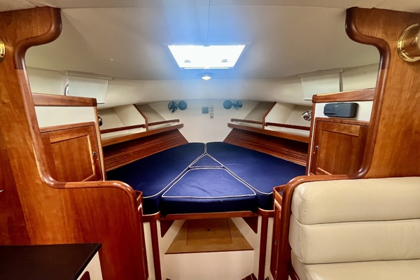 Halcyon 38ft Little Harbor Yacht For Sale