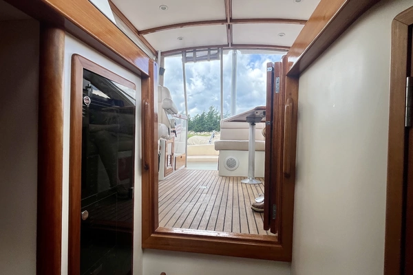 Little Harbor Whisper Jet 38 Prop Yacht For Sale