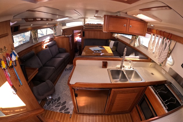 45ft Catalina Morgan Yacht For Sale