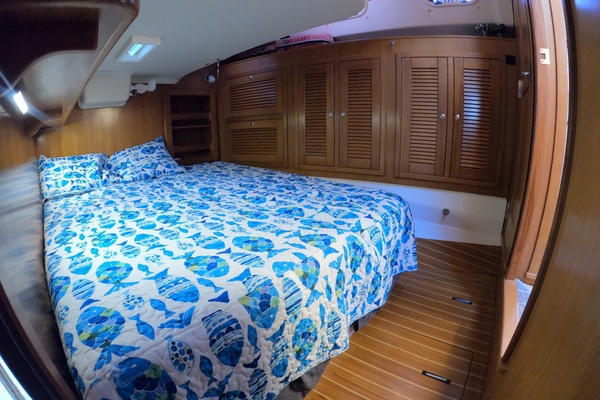 45ft Catalina Morgan Yacht For Sale