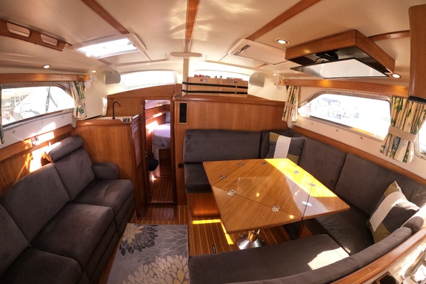 45ft Catalina Morgan Yacht For Sale