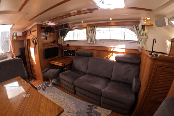 45ft Catalina Morgan Yacht For Sale
