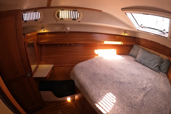 45ft Catalina Morgan Yacht For Sale