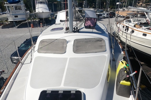 45ft Catalina Morgan Yacht For Sale
