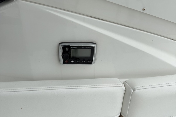 32ft Monterey Yacht For Sale