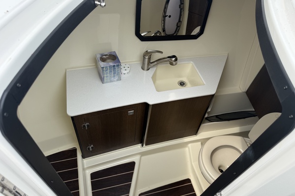 32ft Monterey Yacht For Sale