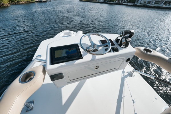 MISS ELAINEOUS II 37ft Bahama Yacht For Sale