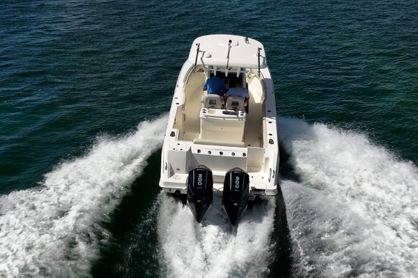 28ft Boston Whaler Yacht For Sale