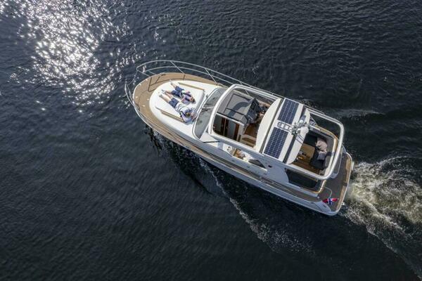 31ft Marex Yacht For Sale