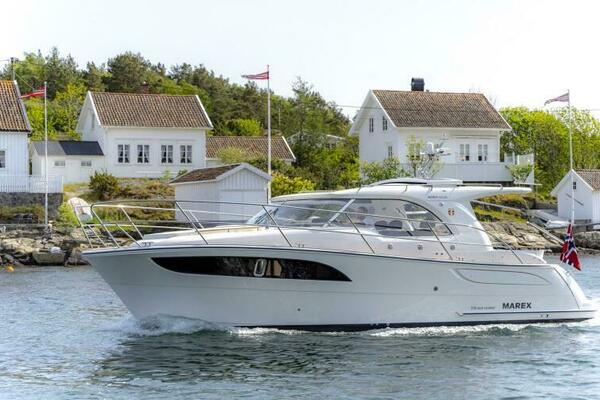 31ft Marex Yacht For Sale