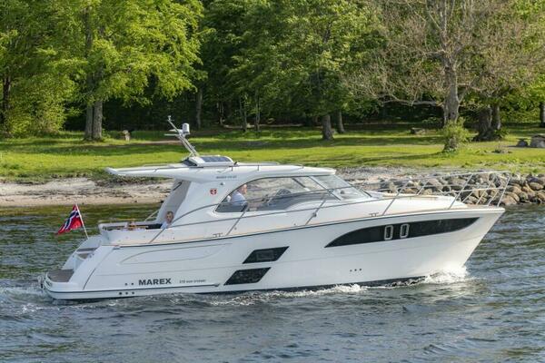 31ft Marex Yacht For Sale