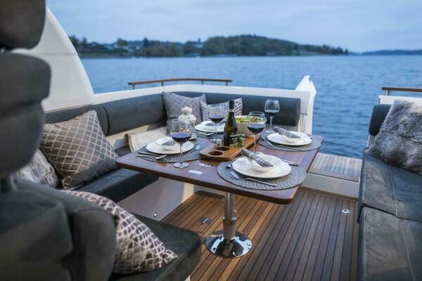 31ft Marex Yacht For Sale