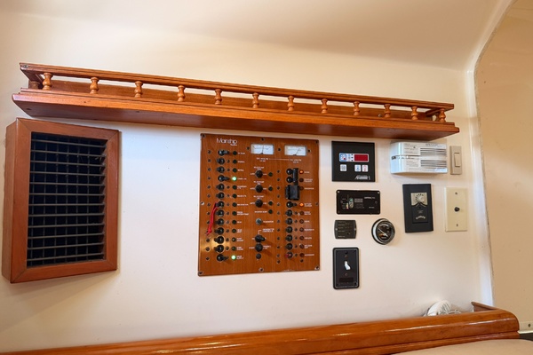 Seamonster 34ft Mainship Yacht For Sale