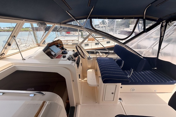 Seamonster 34ft Mainship Yacht For Sale