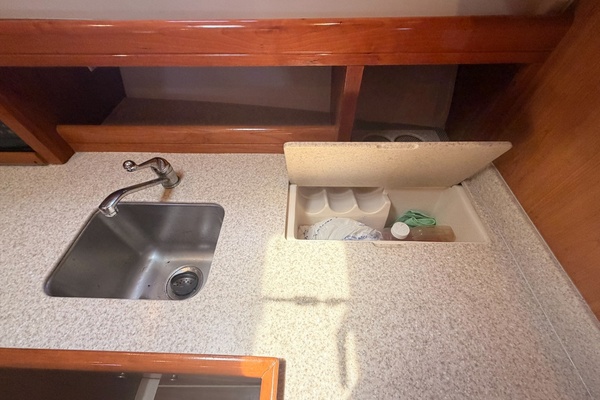 Seamonster 34ft Mainship Yacht For Sale