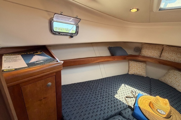 Seamonster 34ft Mainship Yacht For Sale