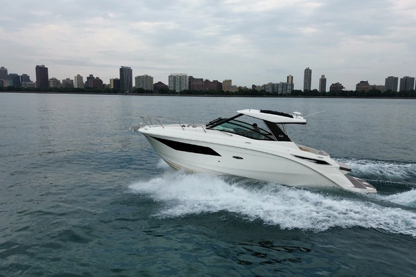 32-ft-Sea Ray-2023-Sundancer 320-Miss Petunia Chicago Illinois United States  yacht for sale