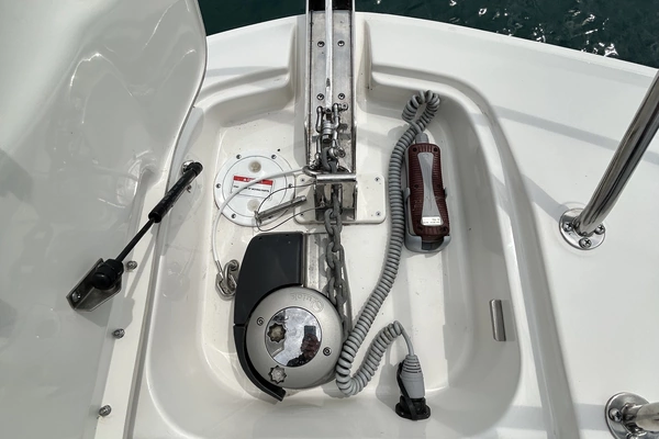 Sea Ray Sundancer 320 Yacht For Sale