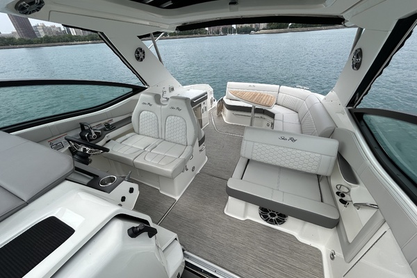 Miss Petunia 32ft Sea Ray Yacht For Sale