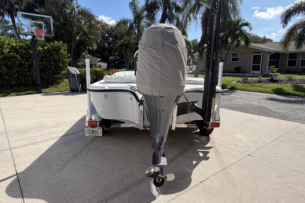 21ft Yellowfin Yacht For Sale
