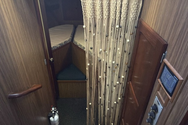 42ft Bristol Yacht For Sale