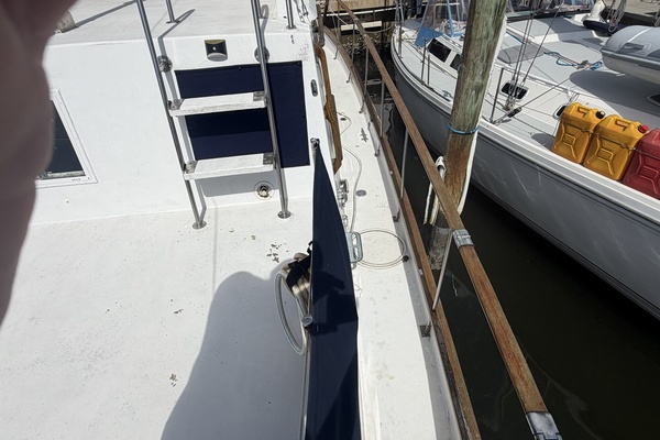 42ft Bristol Yacht For Sale