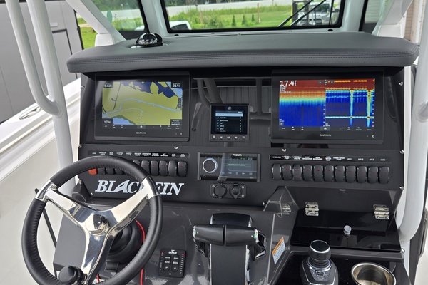27ft Blackfin Yacht For Sale
