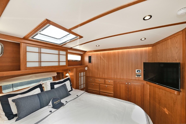 Freedom 48ft Sabre Yacht For Sale