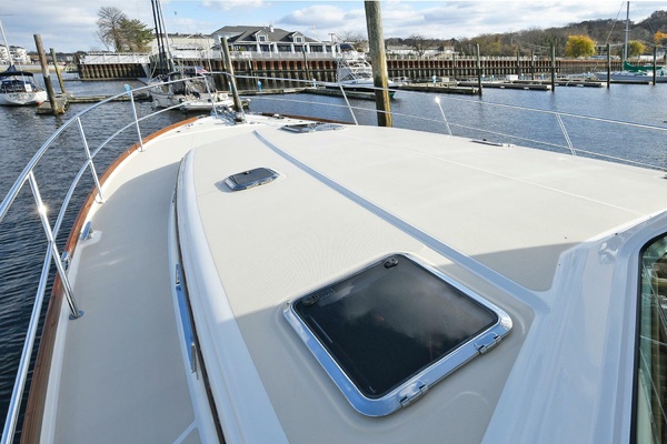 Freedom 48ft Sabre Yacht For Sale