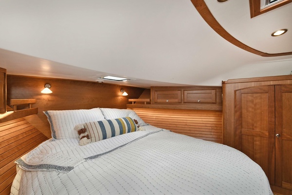Freedom 48ft Sabre Yacht For Sale