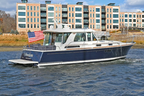 Freedom 48ft Sabre Yacht For Sale