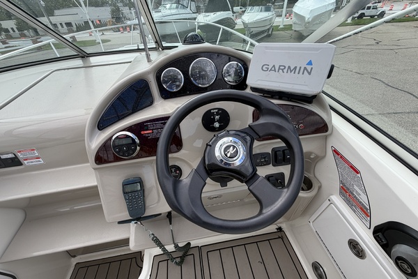 26ft Sea Ray Yacht For Sale