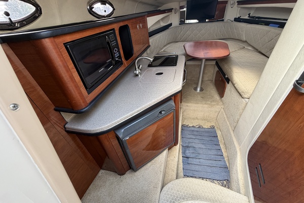 26ft Sea Ray Yacht For Sale